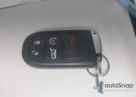 2019 Jeep Cherokee Limited 4X4 from USA, damaged, VIN 1C4PJMDX6KD475724